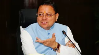 रक्षाबंधन पर उत्तराखंड की बहनों को मिलेगा बड़ा तोहफा, सरकारी बसों में दो दिन कर सकेंगी निःशुल्क यात्रा।