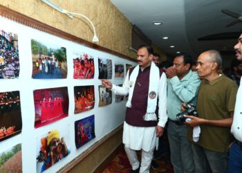 स्वास्थ्य मंत्री श्याम बिहारी जायसवाल ने किया दृश्य संवाद 2026 का शुभारंभ, तस्वीरों में उतरा छत्तीसगढ़,  फोटो जर्नलिस्टों का हुआ सम्मान….