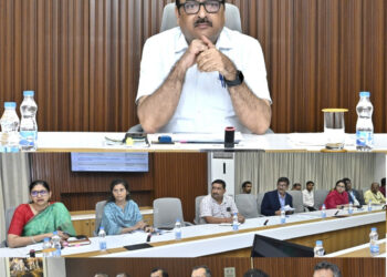 मुख्य सचिव की अध्यक्षता में शहरी गैस वितरण नीति के तहत राज्य स्तरीय निगरानी समिति की बैठक सम्पन्न…..