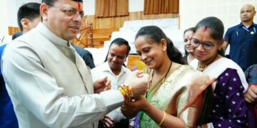 Uttarakhand News: रक्षाबंधन पर महिलाओं को CM धामी की बड़ी सौगात! 60 की उम्र के बाद फ्री बस यात्रा, पिंक ई-बसों से लेकर लोन तक का तोहफा…..
