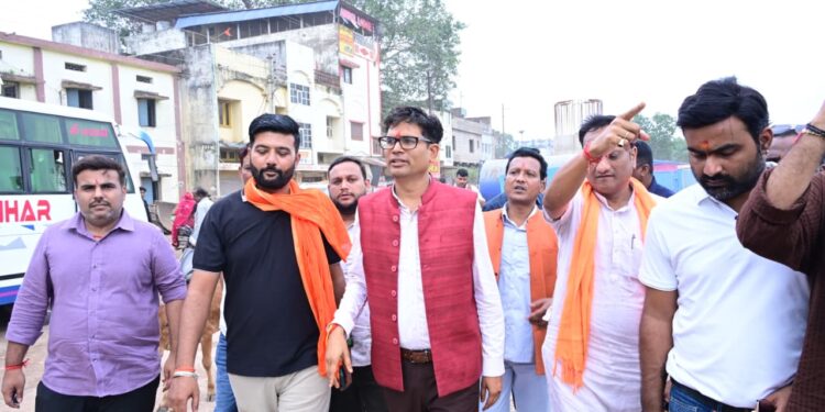 वित्त मंत्री ओपी चौधरी ने खरसिया में निर्माणाधीन रोड ओवर ब्रिज का किया निरीक्षण….