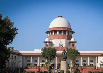 सोशल मीडिया पर बच्चों के अश्लील कंटेंट को लेकर SC सख्त, केंद्र से मांगा जवाब; प्लेटफॉर्म्स की भूमिका पर उठे सवाल