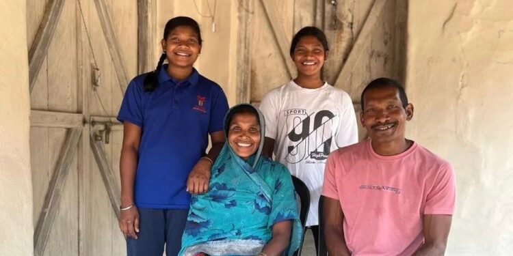 जशपुर में जनजातीय पर्यटन को बड़ी सौगात, पीएम-जुगा के तहत क्लस्टर होमस्टे परियोजना को मिली मंजूरी…..