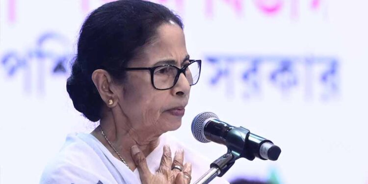 क्या कांग्रेस से दूरी बना रहीं ममता बनर्जी? INDIA से अलग नए गठबंधन की चर्चा