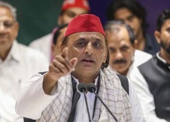 SIR और चुनाव आयोग पर बैठक से पहले अखिलेश का बड़ा बयान, 30 सितंबर को नहीं पहुंचेंगे दिल्ली
