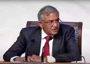 SIR पर चुनाव आयुक्तों में मतभेद की रिपोर्ट, EC ने दी सफाई