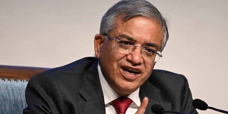 CEC ज्ञानेश कुमार के खिलाफ महाभियोग की तैयारी, विपक्ष संसद में लाएगा प्रस्ताव
