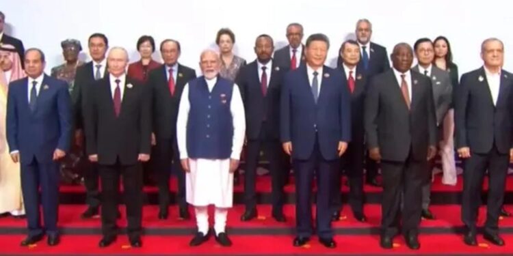 BRICS घोषणापत्र के बाद बड़ा सवाल: क्या अमेरिका से दूरी बनाकर चीन-रूस के करीब जा रहा भारत?