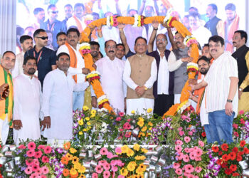 विकसित छत्तीसगढ़ के निर्माण में अब कोई बाधा नहीं, विकास की गति होगी और तेज : मुख्यमंत्री विष्णु देव साय…..