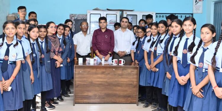 व्यावहारिक गतिविधियां विद्यार्थियों में उद्यमिता, नेतृत्व क्षमता,आत्मनिर्भरता और व्यावहारिक ज्ञान विकसित करने में मददगार – मंत्री टंक राम वर्मा