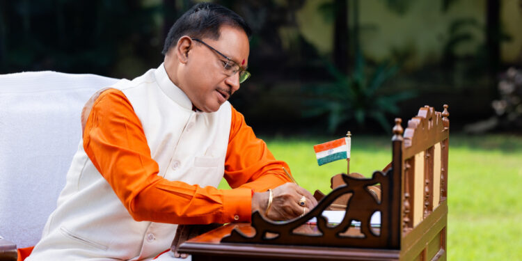 शिक्षक दिवस पर मुख्यमंत्री विष्णु देव साय ने गुरुजनों के नाम लिखा आत्मीय पत्र, अपने विद्यार्थी जीवन के संघर्षों को किया याद, कहा – परिस्थितियाँ किसी बच्चे के सपनों की सीमा तय न करें…..