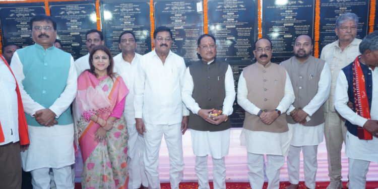 मुख्यमंत्री विष्णु देव साय ने बेमेतरा जिले को दी 183 करोड़ के विकास कार्यों की सौगात…