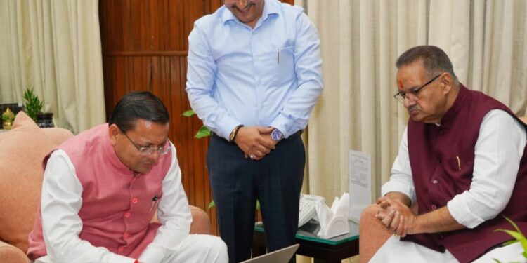 Uttarakhand News: किसानों को मिलेगा ‘डिजिटल कवच’, CM धामी ने लॉन्च किया ‘मनोरमा कृषि रक्षक’ ऐप…..
