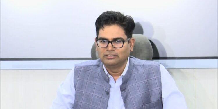 बेहतर समन्वय और व्यापक जनभागीदारी से सेवा संकल्प अभियान को बनाएं सफल – वित्त मंत्री ओपी चौधरी….
