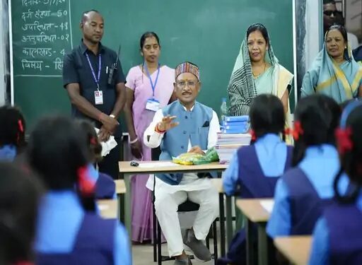 नक्सलमुक्त क्षेत्रों में शिक्षा की नई भोर, छत्तीसगढ़ में नक्सलमुक्त क्षेत्रों में स्कूलों में बजने लगी घंटी…..