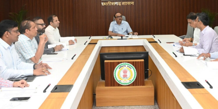 मुख्य सचिव की अध्यक्षता में पीएफआईसी की बैठक संपन्न, धमतरी में फ्लैटेड फैक्टरी और राजनांदगांव में इलेक्ट्रॉनिक्स मैन्युफैक्चरिंग क्लस्टर 2.0 बनेगा…..