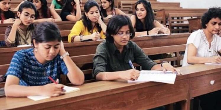 ‘सेवा_संकल्प_अभियान’ : शिक्षा से समृद्धि: छत्तीसगढ़ में उच्च शिक्षा के नए क्षितिज और बदलती तस्वीर…..