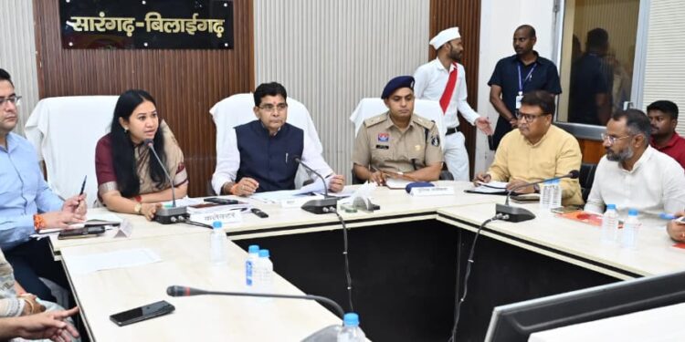 विकसित भारत-2047 के संकल्प से जुड़ेगा सारंगढ़-बिलाईगढ़, ”सेवा संकल्प अभियान” को जन-आंदोलन बनाने में जुटे मंत्री टंक राम वर्मा, तैयारियों की समीक्षा कर दिए निर्देश….