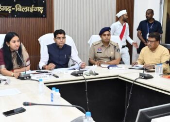 विकसित भारत-2047 के संकल्प से जुड़ेगा सारंगढ़-बिलाईगढ़, ”सेवा संकल्प अभियान” को जन-आंदोलन बनाने में जुटे मंत्री टंक राम वर्मा, तैयारियों की समीक्षा कर दिए निर्देश….