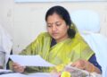 जनहित के कार्यों को प्राथमिकता देते हुए मंत्री लक्ष्मी राजवाड़े ने ओड़गी में विकास कार्यों की समीक्षा की……
