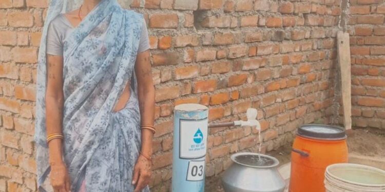 सेवा का संकल्प, विकास की धार : नगरी के पंडरवाही में घर-घर नल से बह रही खुशहाली…..