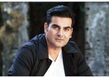 अरबाज खान से सलमान पर पूछा सवाल तो बिगड़ा माहौल, जवाब दिए बिना पैपराजी से चले गए एक्टर