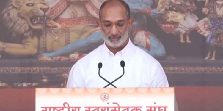 RSS को हिंदुत्व की बढ़ती धमक का श्रेय, विजयादशमी उत्सव में बोले संजय गुप्त
