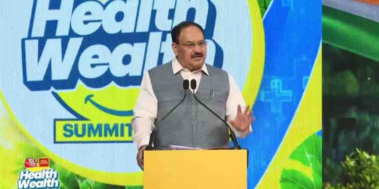 HealthWealth Summit 2026: जेपी नड्डा बोले- अब इलाज के लिए गरीबों को घर-जमीन बेचने की मजबूरी नहीं