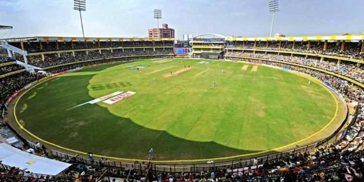 भारत-वेस्टइंडीज T20 से पहले इंदौर में पहली बार साइंटिफिक रोलर, इंग्लैंड की रिसर्च से तैयार हो रही पिच