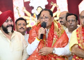 मुख्यमंत्री विष्णु देव साय ने मां काली और मां दुर्गा की पूजा-अर्चना कर प्रदेश की सुख-समृद्धि की कामना की….