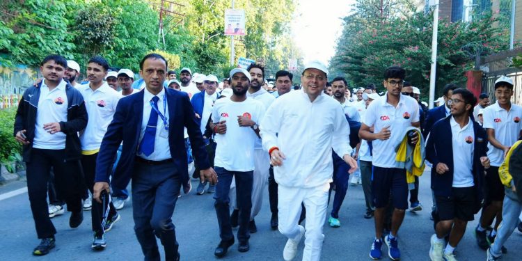 नशे के खिलाफ जंग में समाज भी निभाए जिम्मेदारी : धामी।