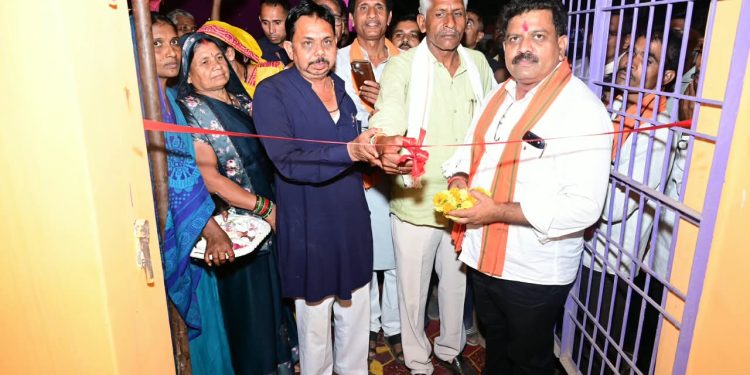 उप मुख्यमंत्री विजय शर्मा ने मड़मड़ा में आंगनबाड़ी और अटल डिजिटल सेवा केंद्र का किया लोकार्पण…..