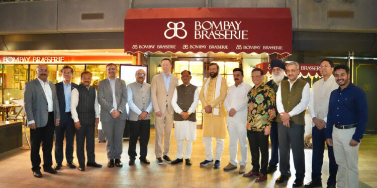 सिंगापुर प्रवास का पहला दिन, मुख्यमंत्री विष्णु देव साय की गार्डन्स बाय द बे के साथ महत्वपूर्ण चर्चा, सिंगापुर बिजनेस फेडरेशन के लीडरशिप डिनर में हुए शामिल…..