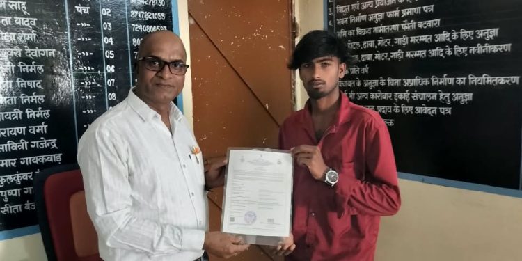 सीएम हेल्पलाइन 1076 से जय को मिली राहत, जन्म प्रमाण पत्र में नाम की त्रुटि हुई दूर….