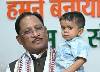 मुख्यमंत्री साय की संवेदनशील पहल से दुर्लभ बीमारी से जूझ रहे 10 वर्षीय रिमोन के परिवार में जगी नई उम्मीद….