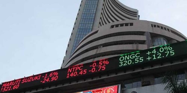 शेयर बाजार में हाहाकार! हरे निशान पर खुलते ही सेंसेक्स-निफ्टी में गिरावट