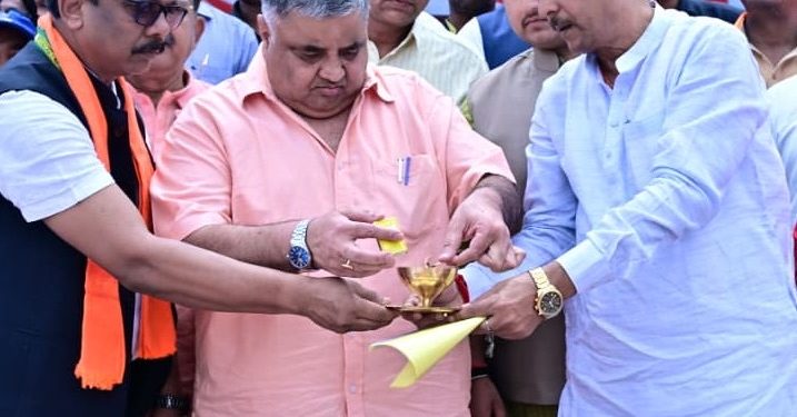 विकसित भारत के संकल्प से जगमगाया जशपुर, पर्यटन मंत्री राजेश अग्रवाल के नेतृत्व में निकली ‘सेवा ज्योति यात्रा’