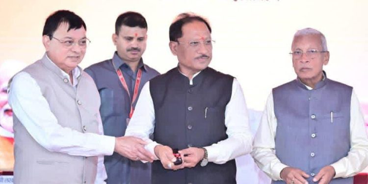 निर्माण श्रमिकों के जीवन में खुशहाली ला रहीं सन्निर्माण कर्मकार मंडल की जनकल्याणकारी योजनाएं….
