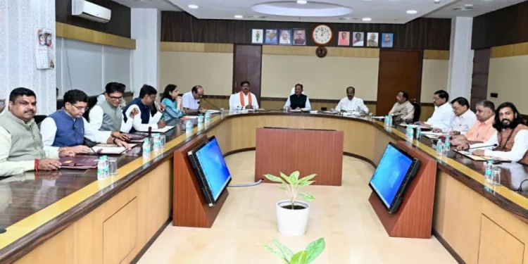 CM विष्णुदेव साय की अध्यक्षता में 27 अक्टूबर को कैबिनेट बैठक, कई अहम मुद्दों पर हो सकती है चर्चा….