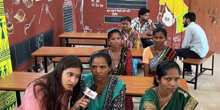 जहां कभी खौफ था, वहां है अब उम्मीद की रोशनी, दिल्ली से आए इंफ्लुएंसर्स ने देखी बदलते बस्तर की तस्वीर….