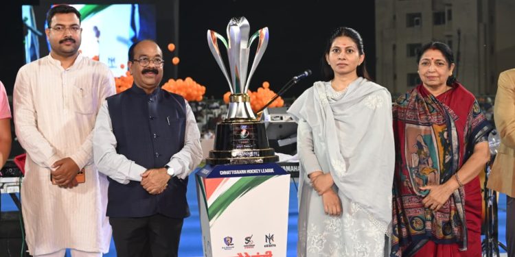 देश में खेलों को बढ़ावा देने के लिए बड़े पैमाने पर हो रहा आयोजन – केंद्रीय खेल राज्य मंत्री डॉ.खड़से…..