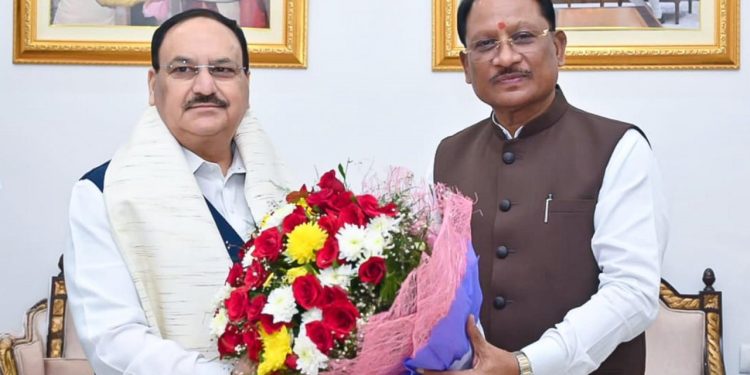 मुख्यमंत्री विष्णु देव साय ने केंद्रीय स्वास्थ्य एवं परिवार कल्याण मंत्री जगत प्रकाश नड्डा का किया आत्मीय स्वागत….