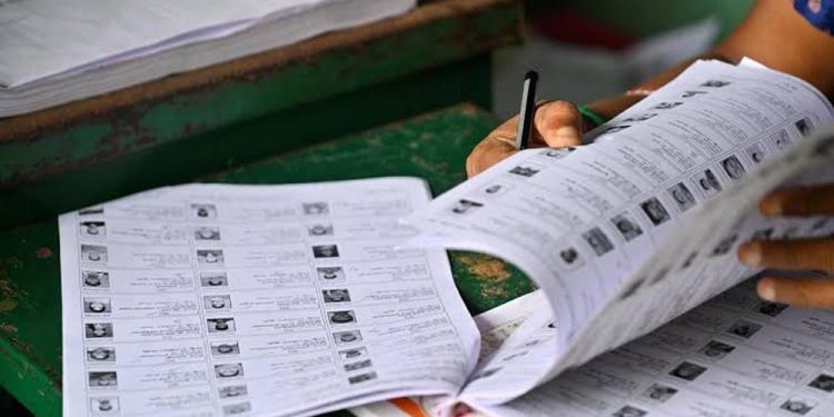 SIR में कटे वोटर लिस्ट से नाम जुड़वाने के लिए Form 6 में बदलाव का प्रस्ताव, जानें वजह