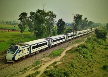 जम्मू-कटरा रूट पर कई ट्रेनों की टाइमिंग बदली, Vande Bharat समेत नई समय-सारिणी जारी